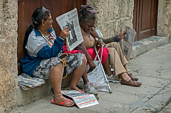 Reading the News